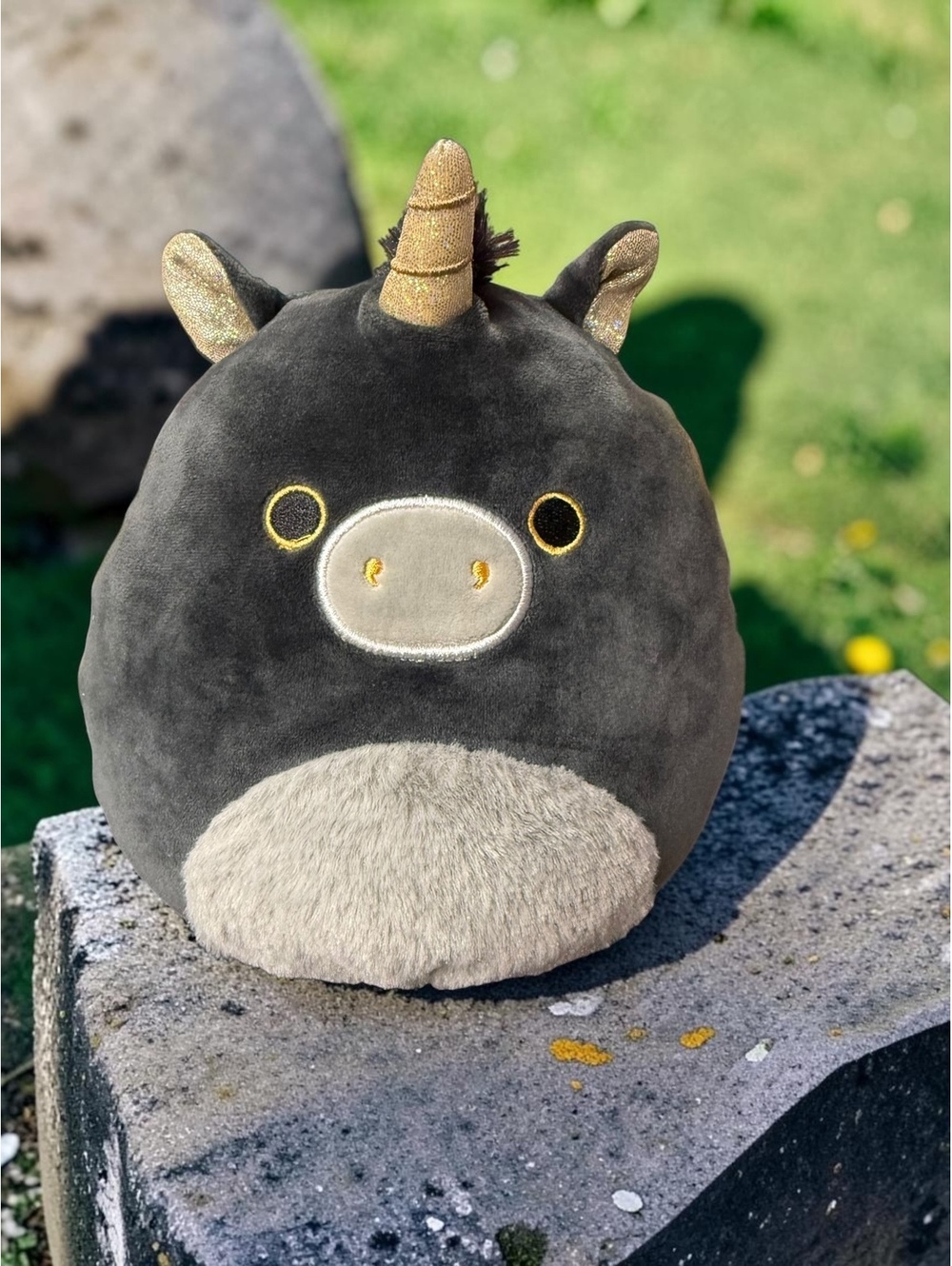 Squishmallows Nicolita Black Gold Unicorn Fuzzy Belly Star Plush Kellytoy